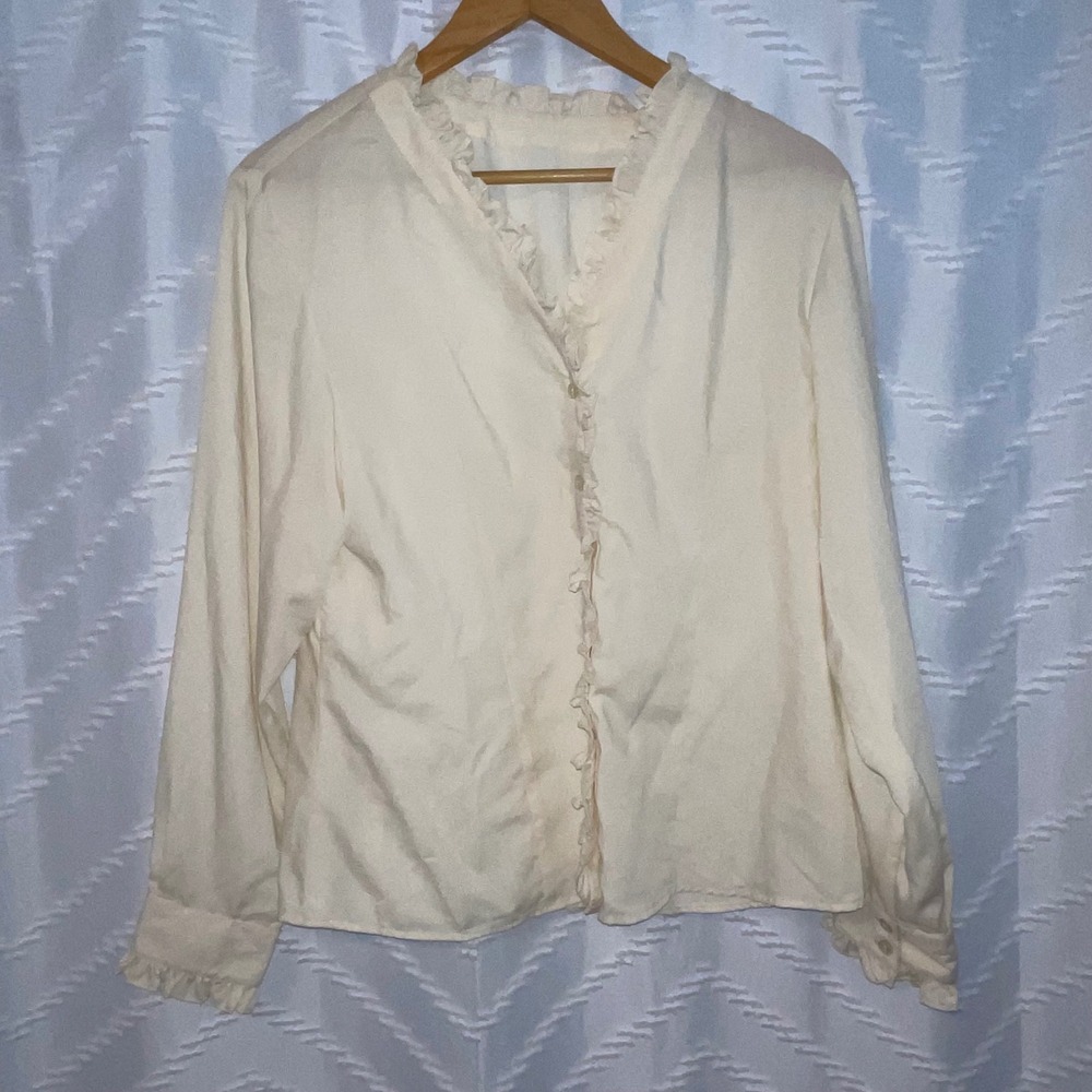 Vintage Cream Ruffle V Neck Button Down‎ Blouse Long Sleeve Romantic Ivory Top
